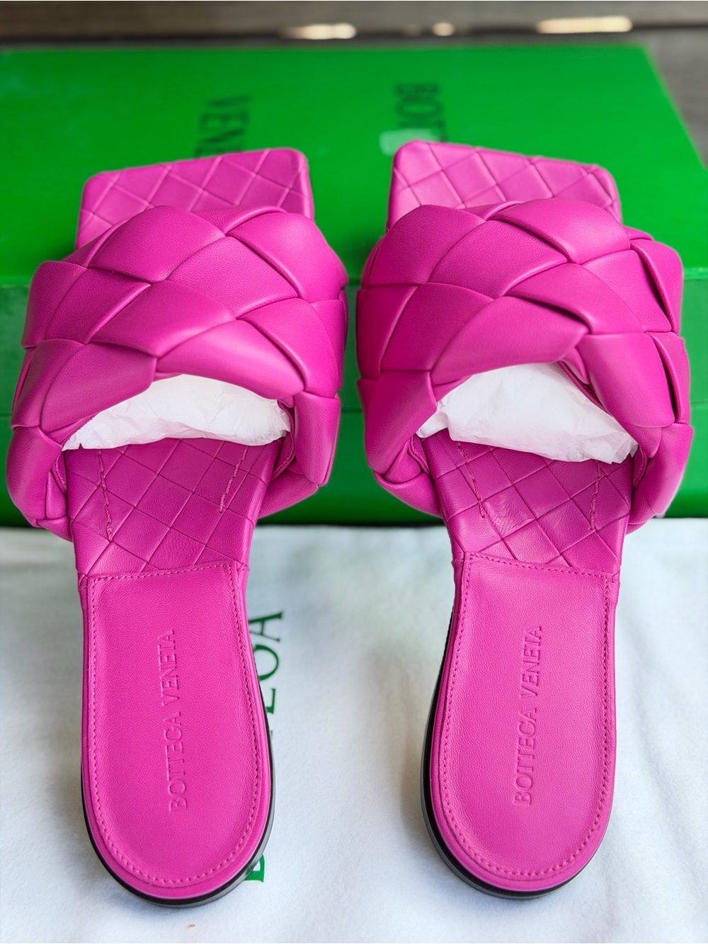 Bottega Veneta Hot Pink Padded lido Slide Sandals size 38.5 - Picture 5 of 7